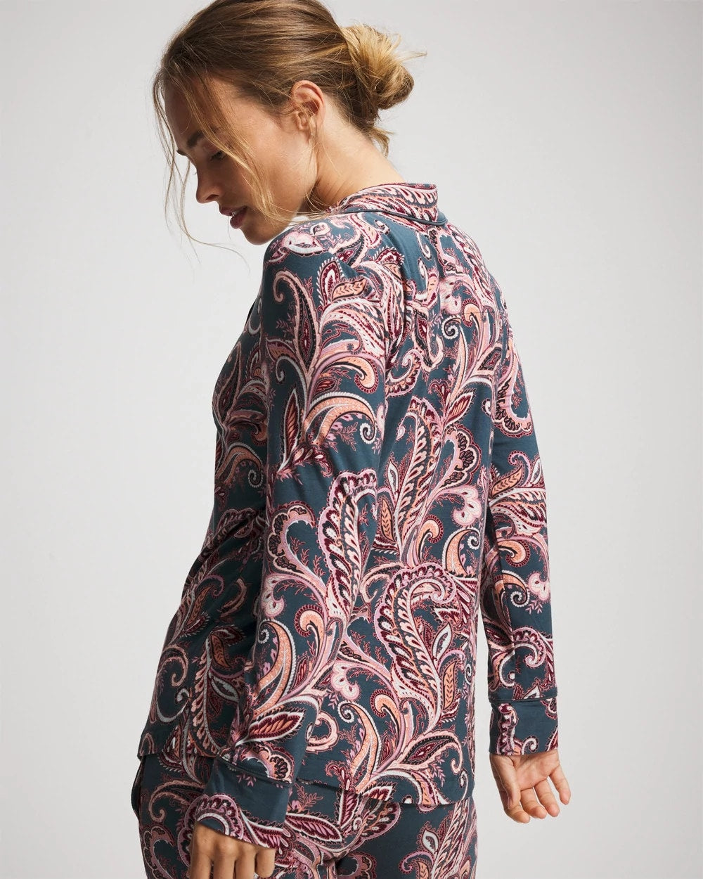 IMPERIAL PAISLEY MD PET Long-Sleeve Printed Notch Collar Pajama Top