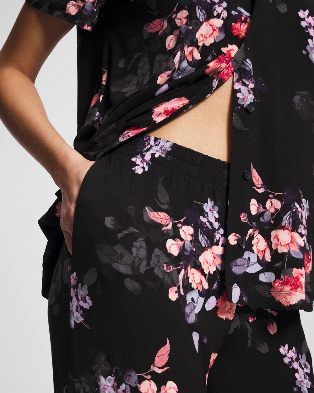 FLORAL DREAMS BLACK Ankle Pajama Pants