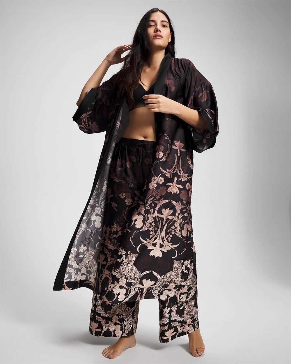 SAVANNA DAMASK BDR Long Robe
