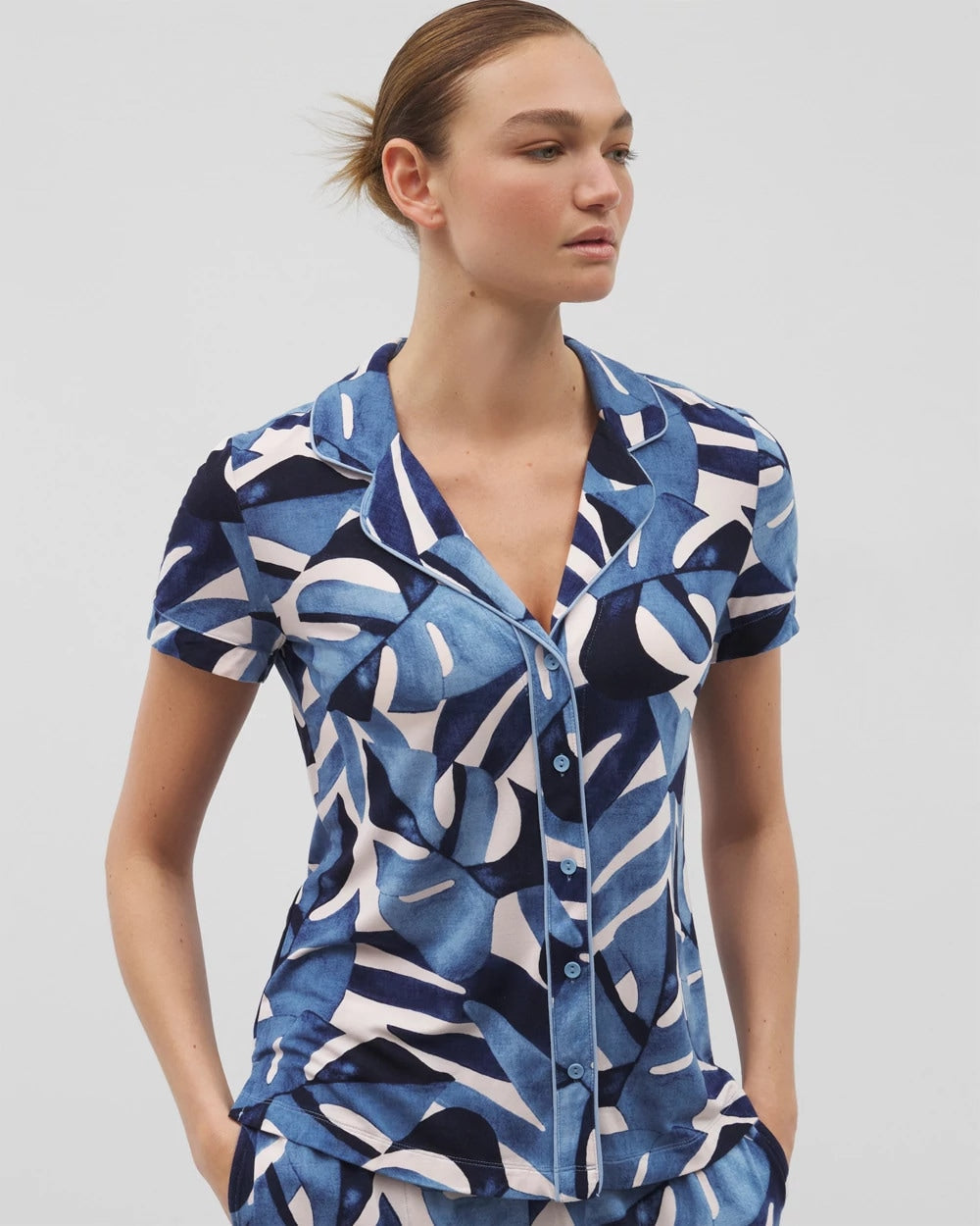 TROPICAL BREEZE SKY Piped Short Sleeve Notch Collar Pajama Top