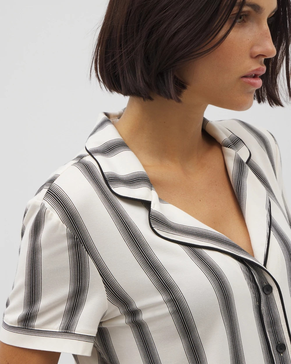 HAMPTON STRIPE BLACK Piped Short Sleeve Notch Collar Pajama Top