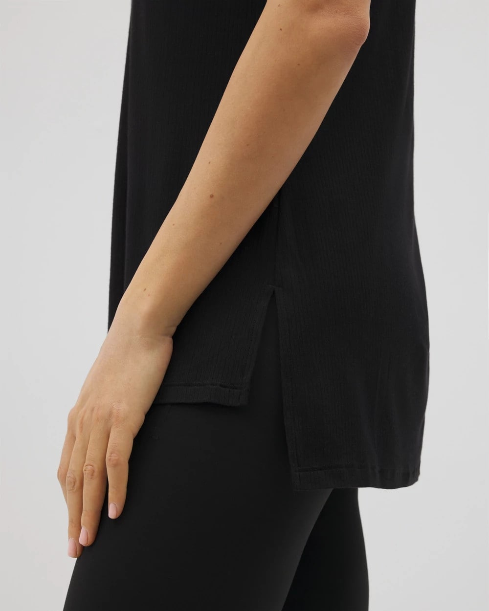 BLACK Rib Knit V-Neck Tee