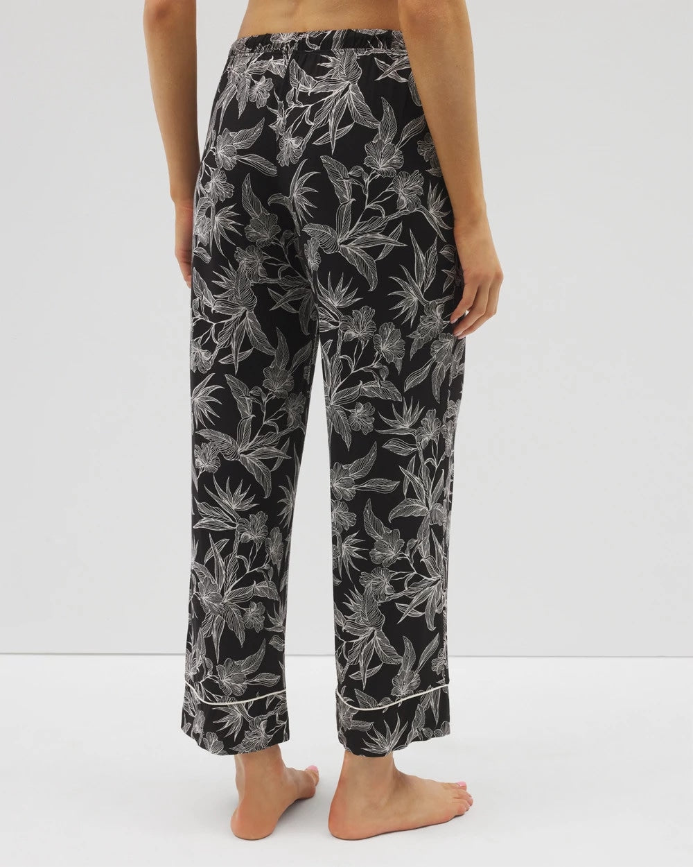 PLUMERIA BLOOMS BLK CH Printed Pajama Pants