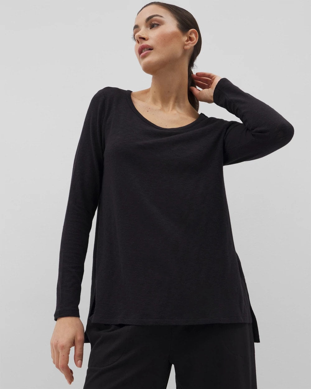 BLACK Long-Sleeve Top