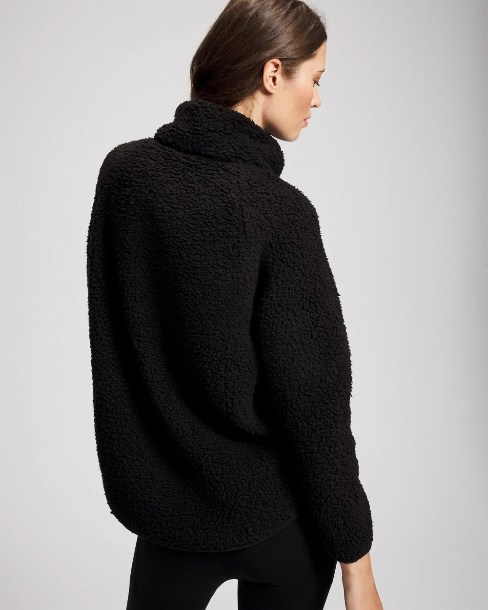 BLACK Sherpa Pullover