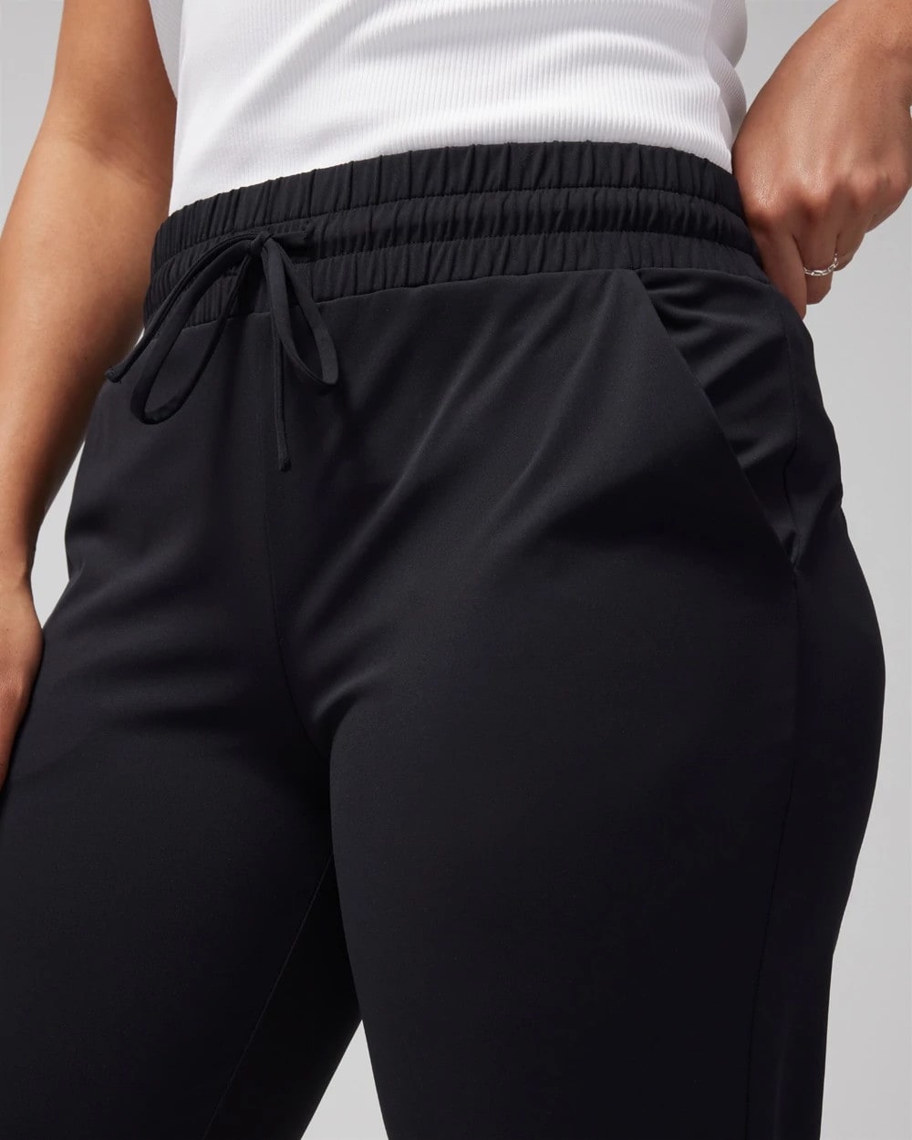 BLACK Jogger