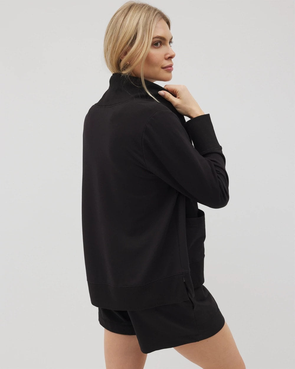 BLACK Cardigan