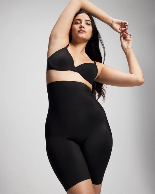 BLACK Mid Level Cooling Super High Waist Short