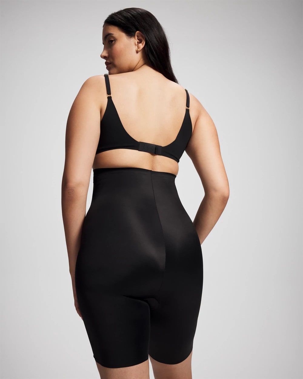 BLACK Mid Level Cooling Super High Waist Short