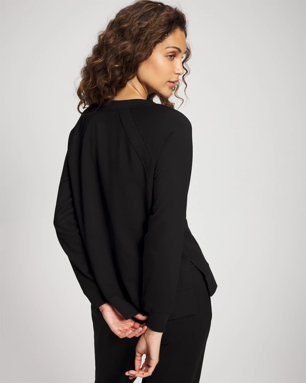 BLACK Essential Terry Crewneck Sweatshirt