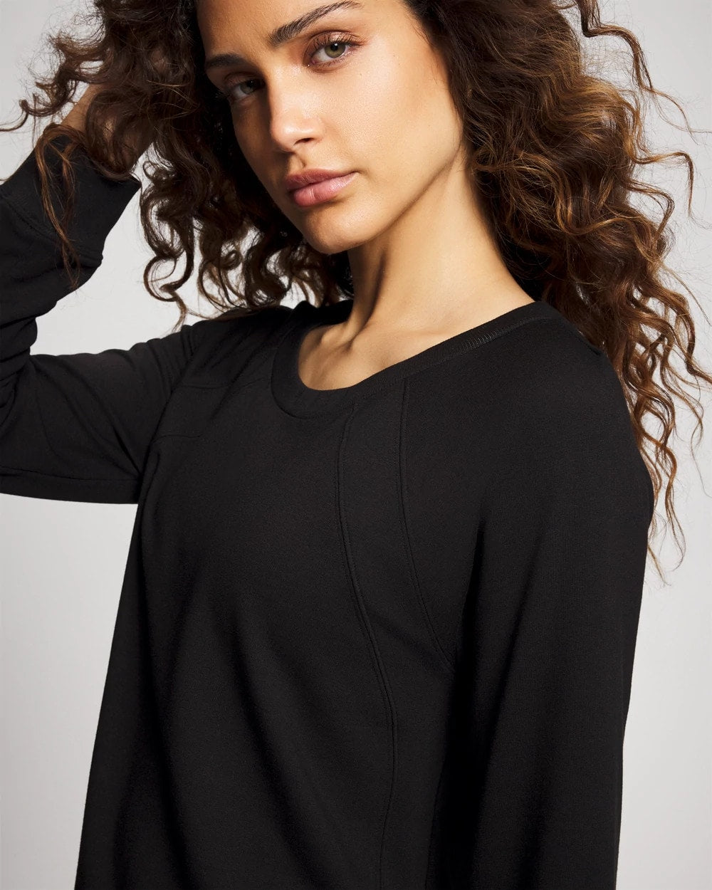 BLACK Essential Terry Crewneck Sweatshirt