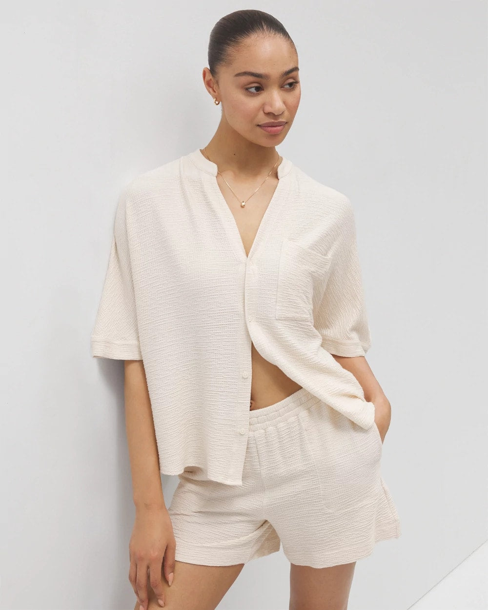 PARCHMENT Crinkle Knit 5 Inch Short