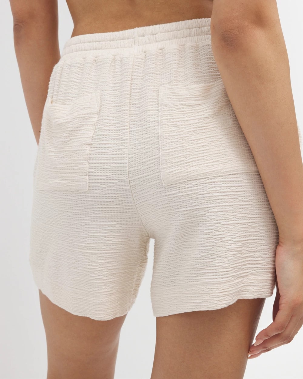 PARCHMENT Crinkle Knit 5 Inch Short