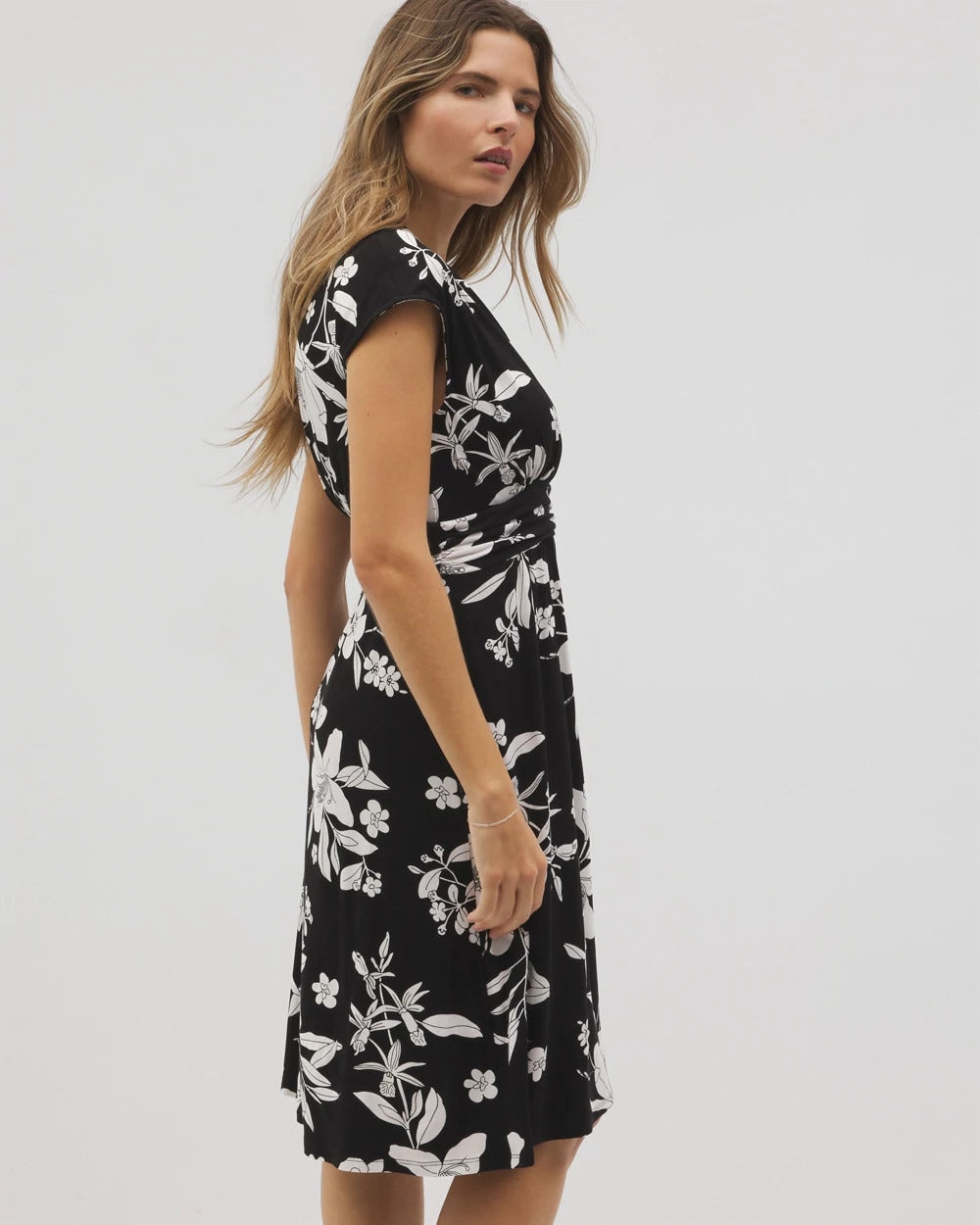 PLUMERIA DREAM G BLACK Mini Bra Dress