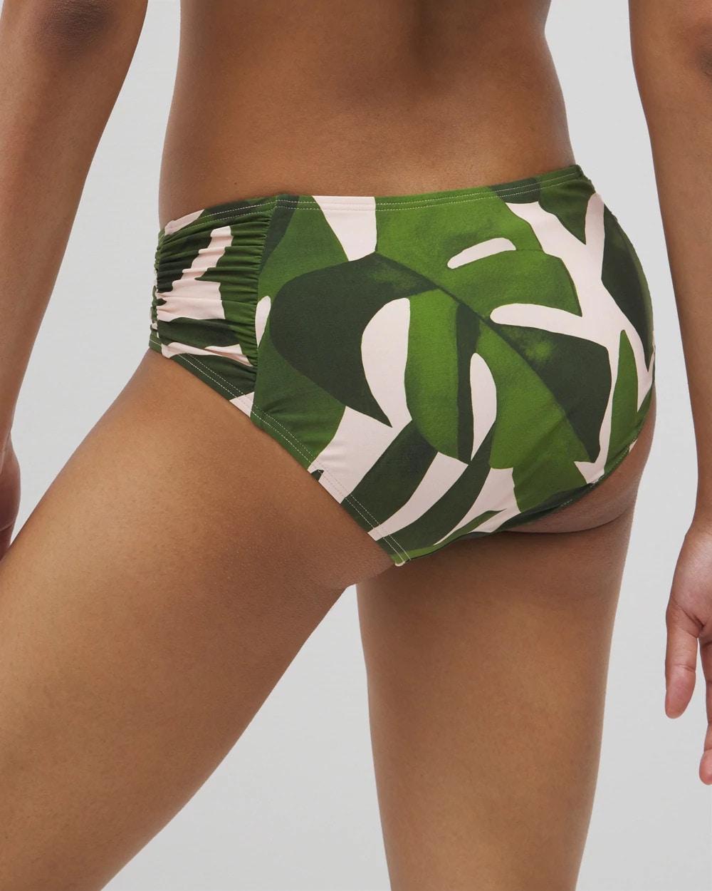 TROPICAL BREEZE MID PALM Soma Swim Ruched Bikini Bottoms