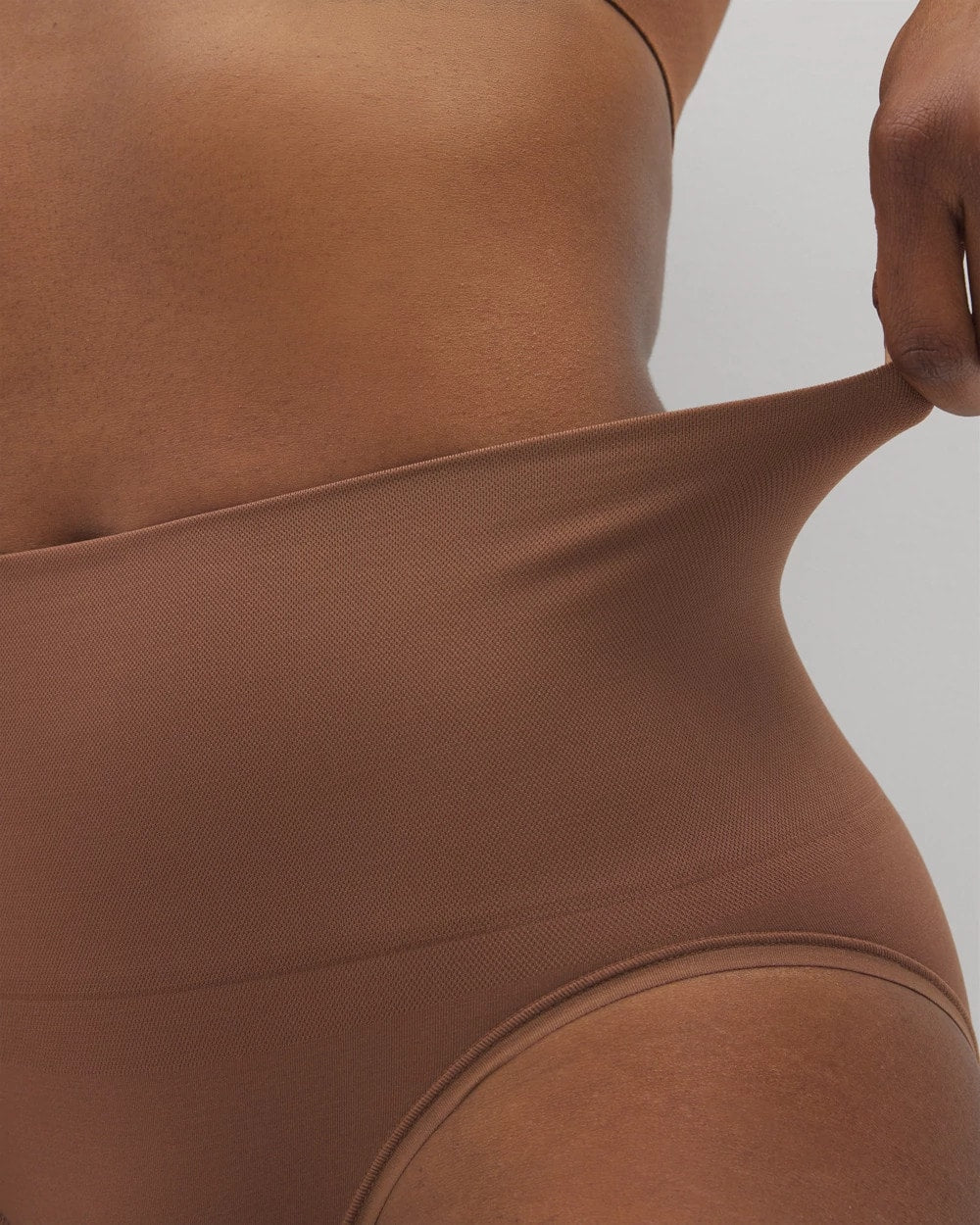 CINNAMON LATTE Mid-Level Shaping Seamless Brief