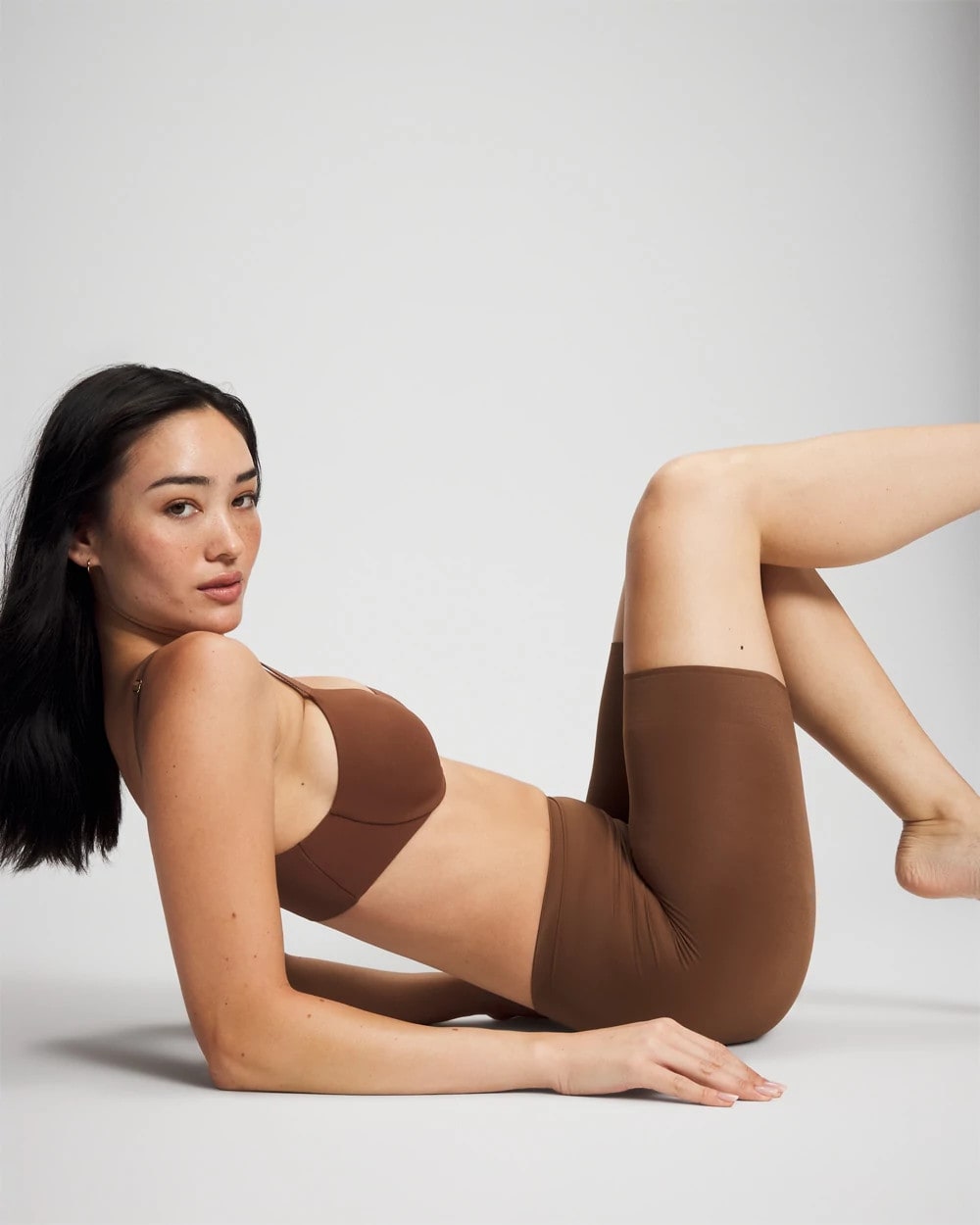 CINNAMON LATTE Mid Level Cooling High Waisted Short
