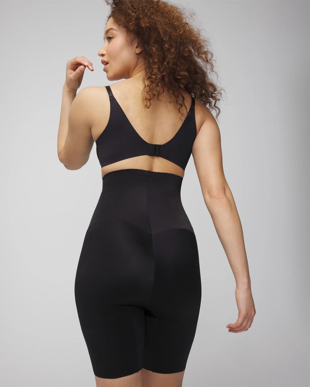 BLACK Mid-Level Shaping Vanishing Edge High-Waist Thigh Slimmer