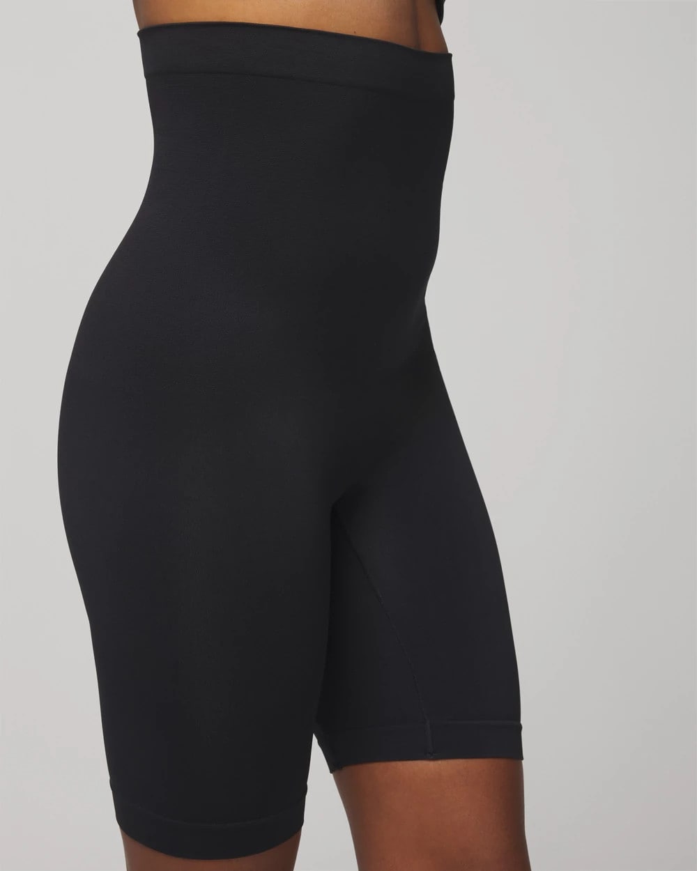 BLACK Mid-Level Shaping Seamless High-Waist Thigh Shaper