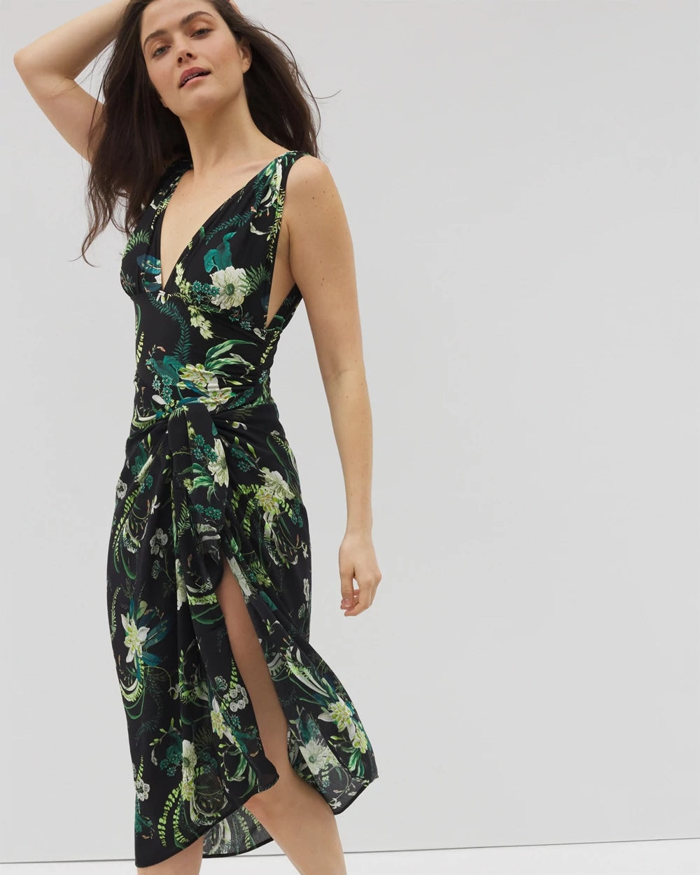 TROPICAL TWIST BLACK Rayon Crepe Pareo